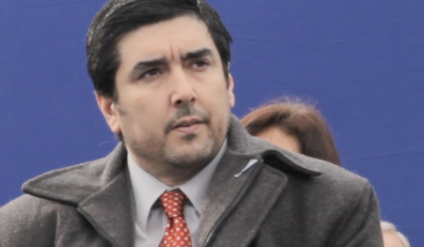 Tras la polémica, Fuertes mostró otra encuesta