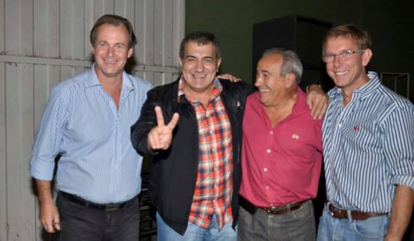 Schiavoni juntó a precandidatos en un asado