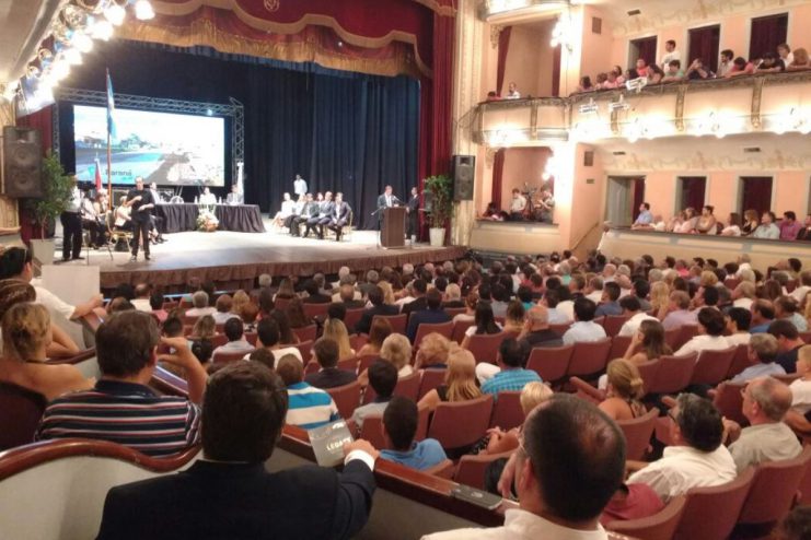 varisco en el teatro. auditorio.jpg