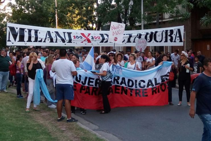 Radicales en la marcha.jpg