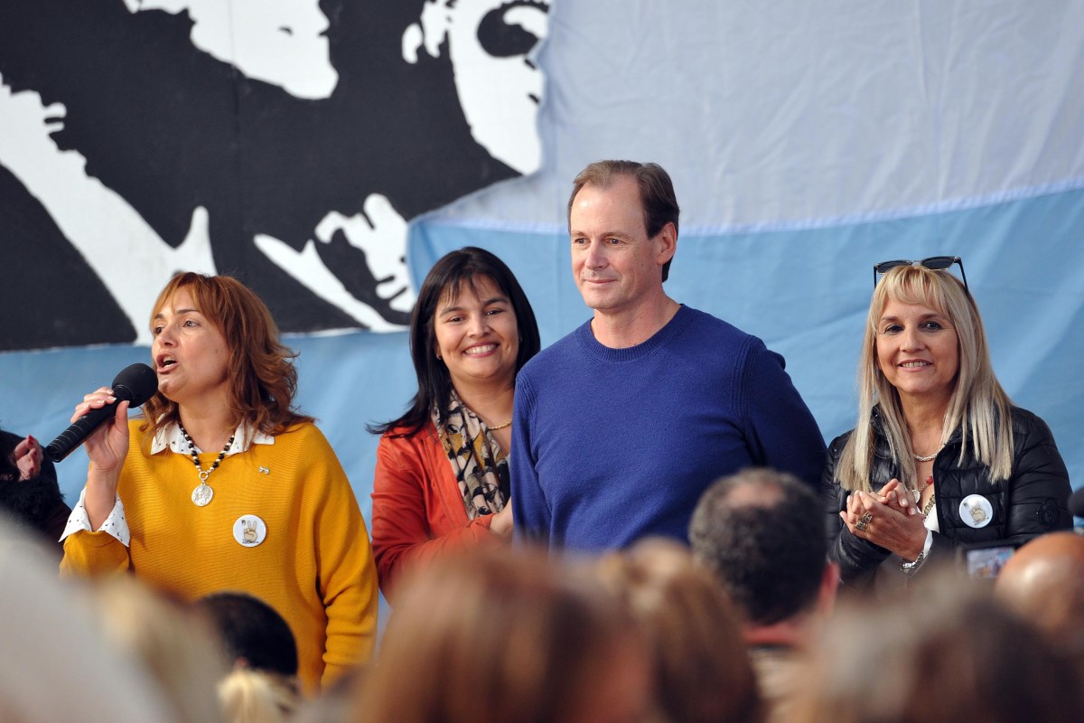 Bordet lanzó la campaña con autocrítica y reconocimiento a los K