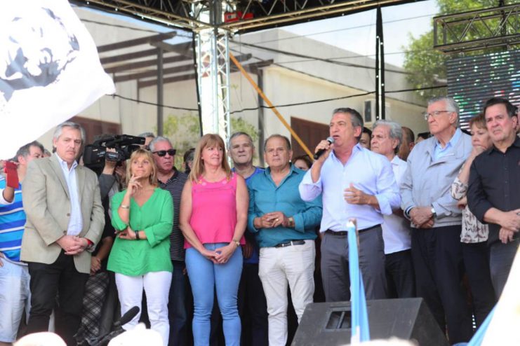 Urribarri Alberto Fernndez 1.jpg