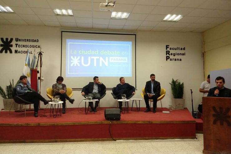 Debate en la UTN candidatos.jpg