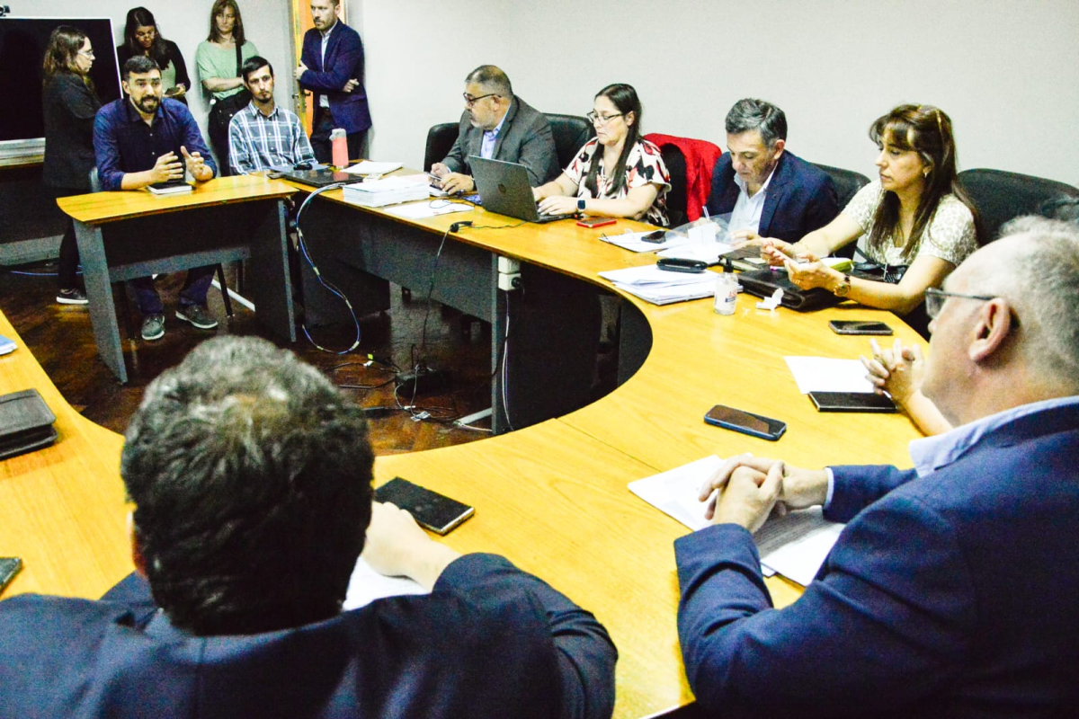 Vecinalistas se ilusionan con poder incidir en la reforma política